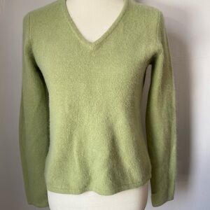 Soft and cozy Sarah Spencer Light Green V-Neck Sweater
